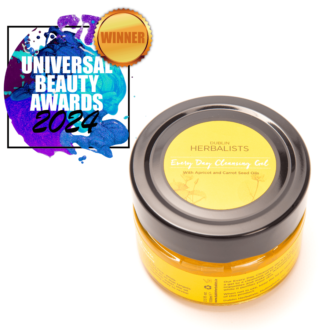 Everyday Cleansing Gel with award sticker