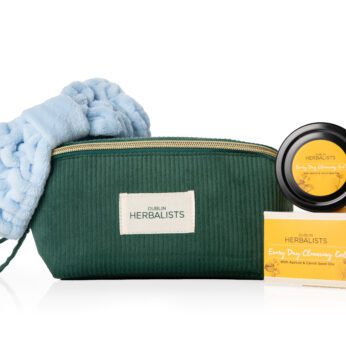 wash bag gift set
