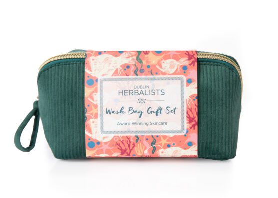 Wash Bag with headband and cleansing gel
